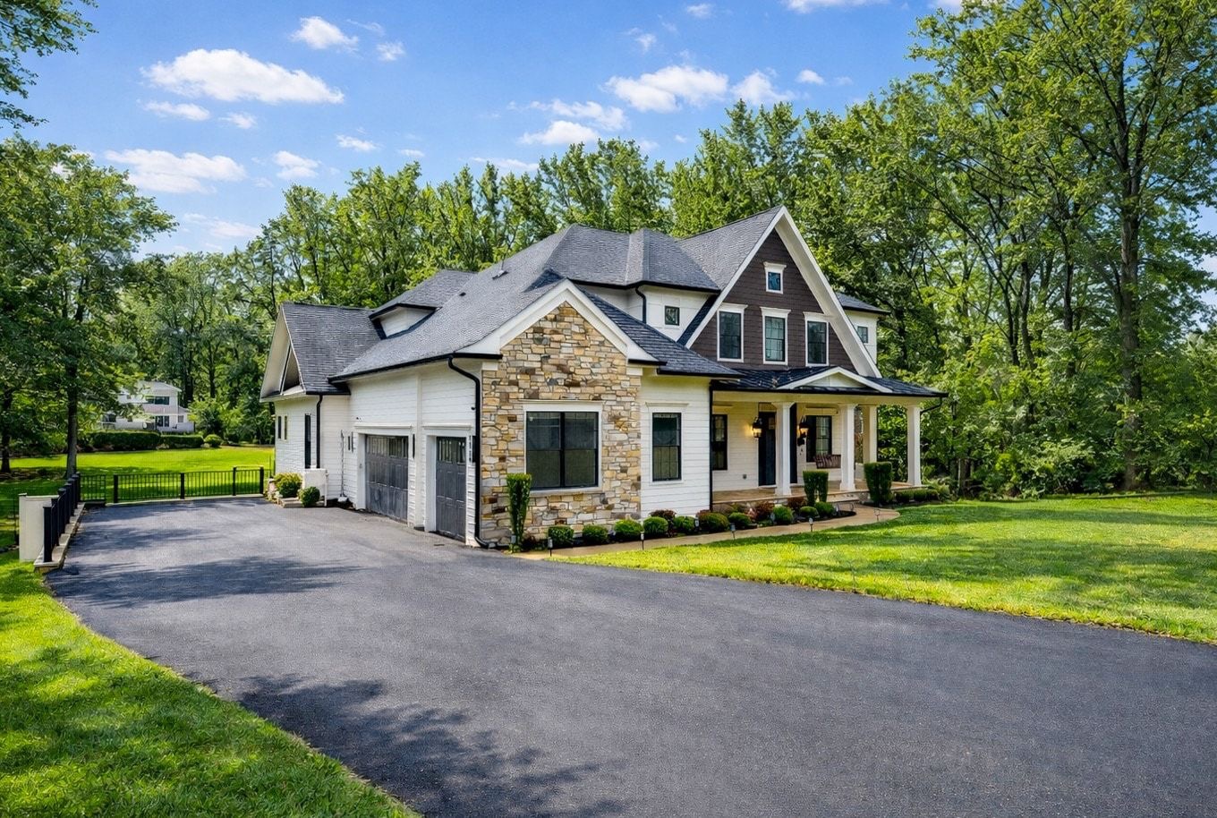 7002 River Oaks Dr, McLean
